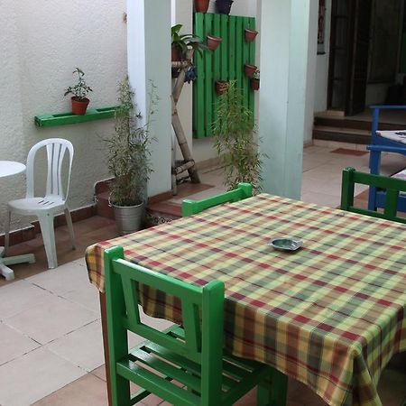 Hostal Los Aventureros ซานตาครูซเดอลาเซียร์รา ภายนอก รูปภาพ