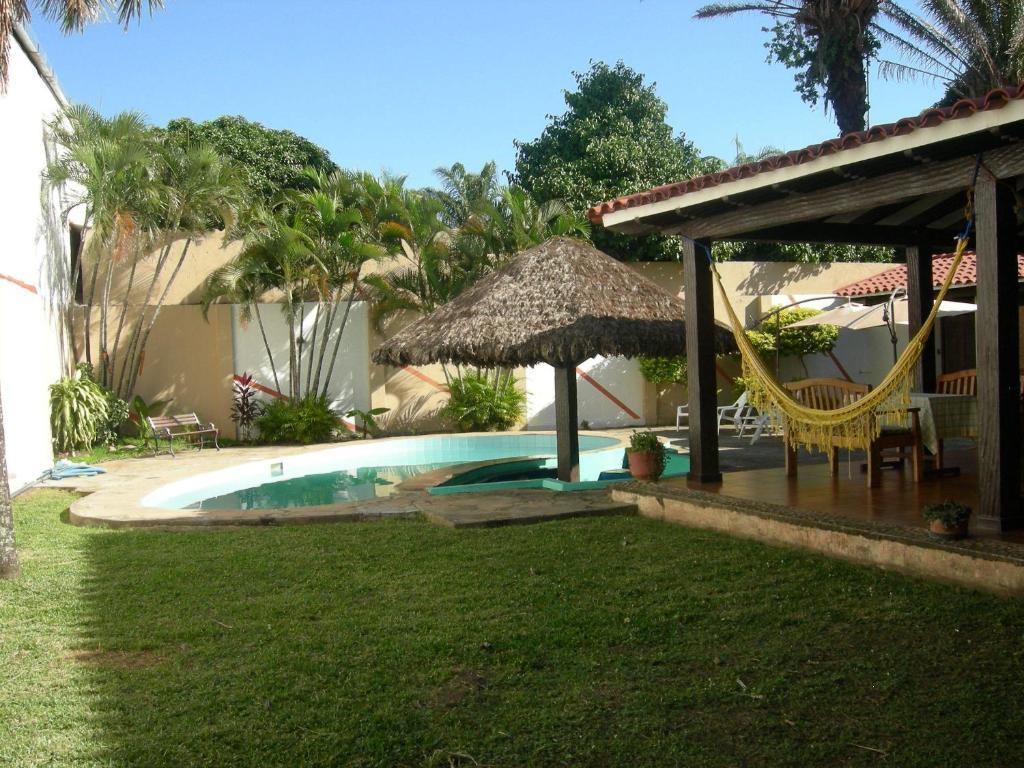 Hostal Los Aventureros ซานตาครูซเดอลาเซียร์รา ภายนอก รูปภาพ